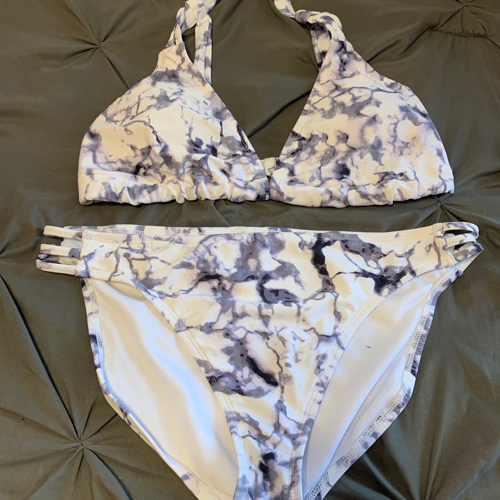 Ashley Graham Bikini size 16